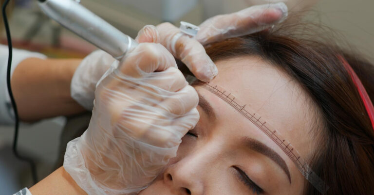 What is Microblading? How Does it Work and What to Expect